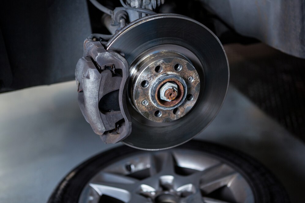 Expert skimming brake disc services at a car repair garage